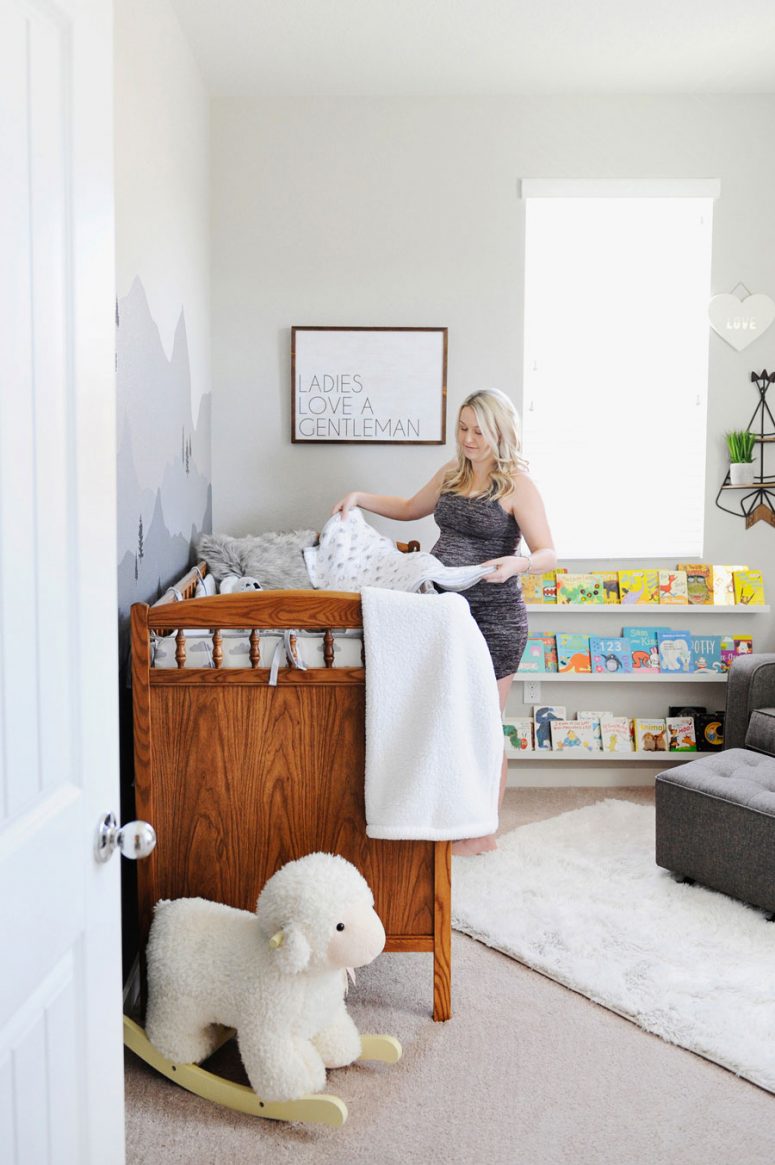 Lifestyle Maternity Portraits