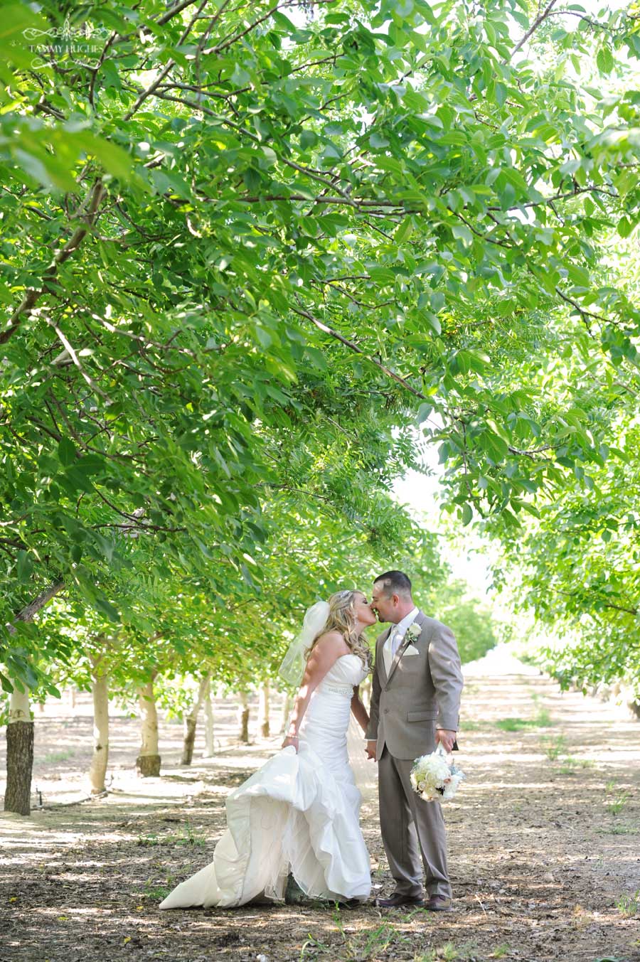 Tammy Hughes Modesto Wedding Photographer